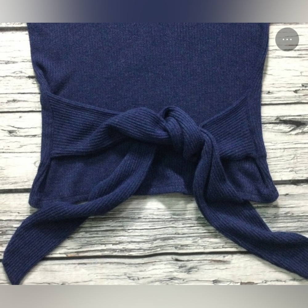 Navy Blue Ribbed Tie-Front/Back Tank Top - Picture 2 of 7